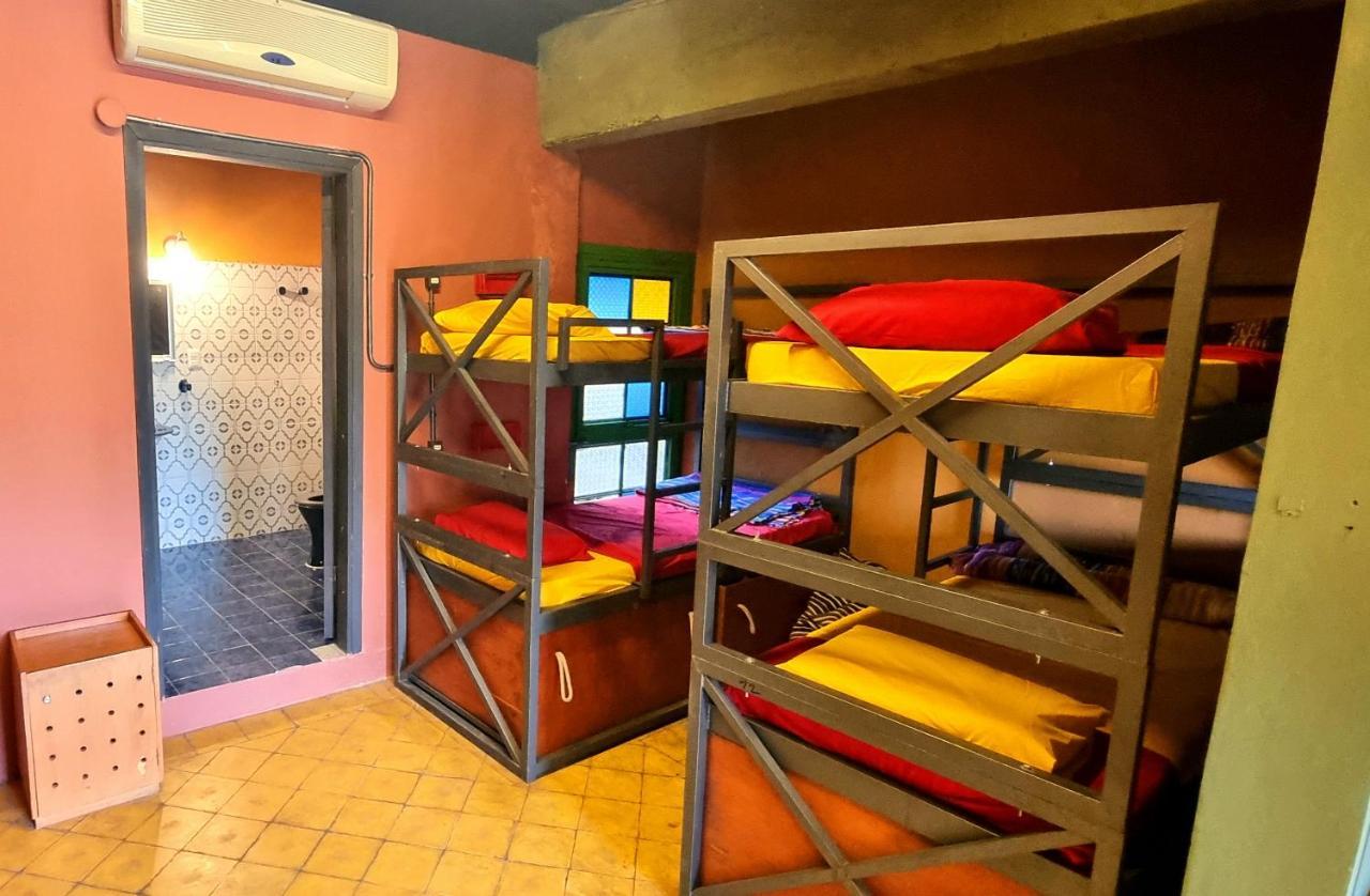 Circo Hostel 亚松森 外观 照片